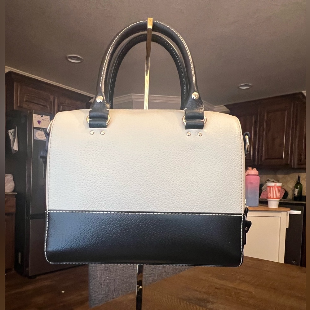 Kate Spade Black and Cream Satchel with Sleek Design - Picture 2 of 9